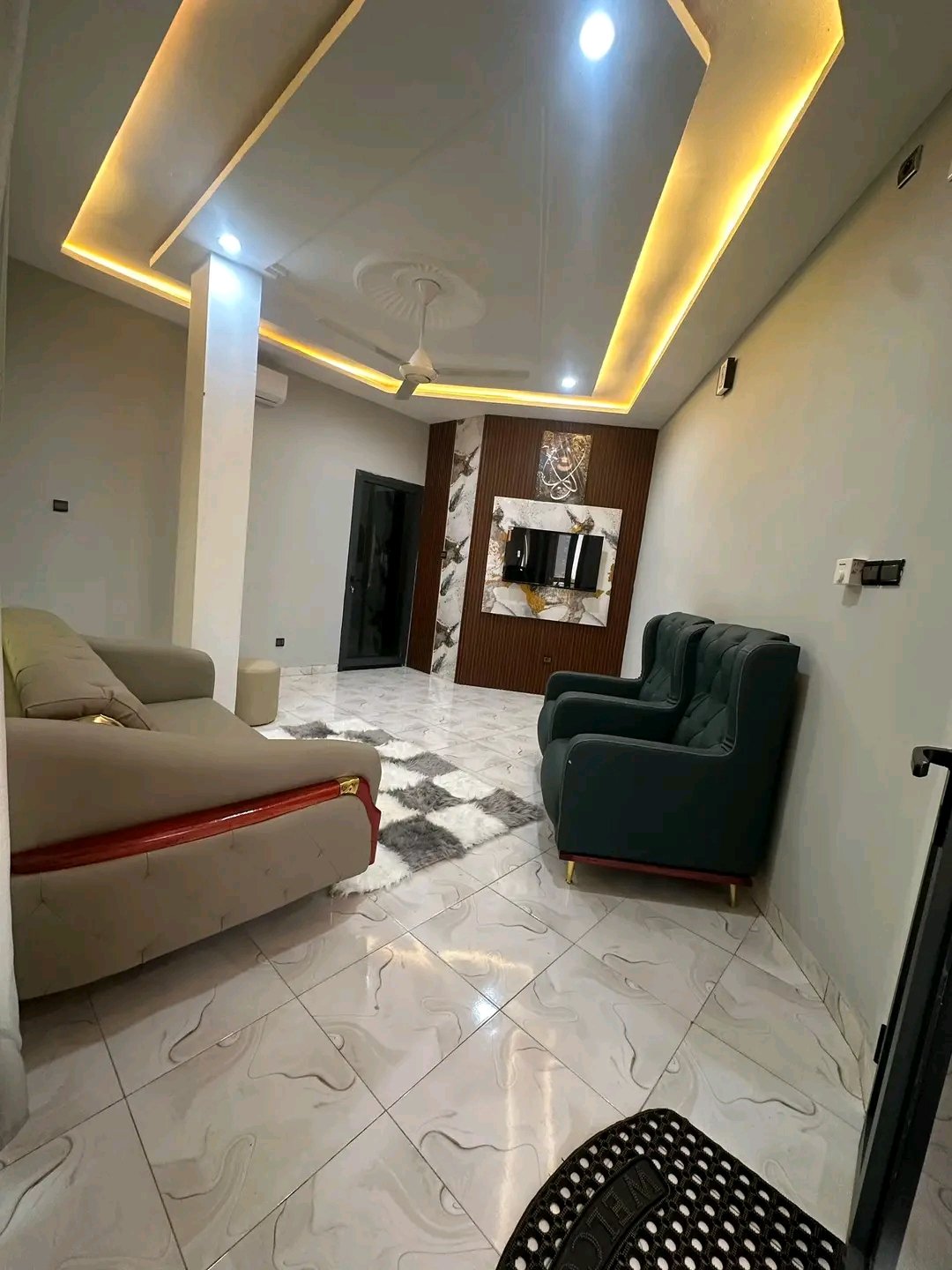 Appartements meublés 2 Chambres Salon – Disponible à Saaba