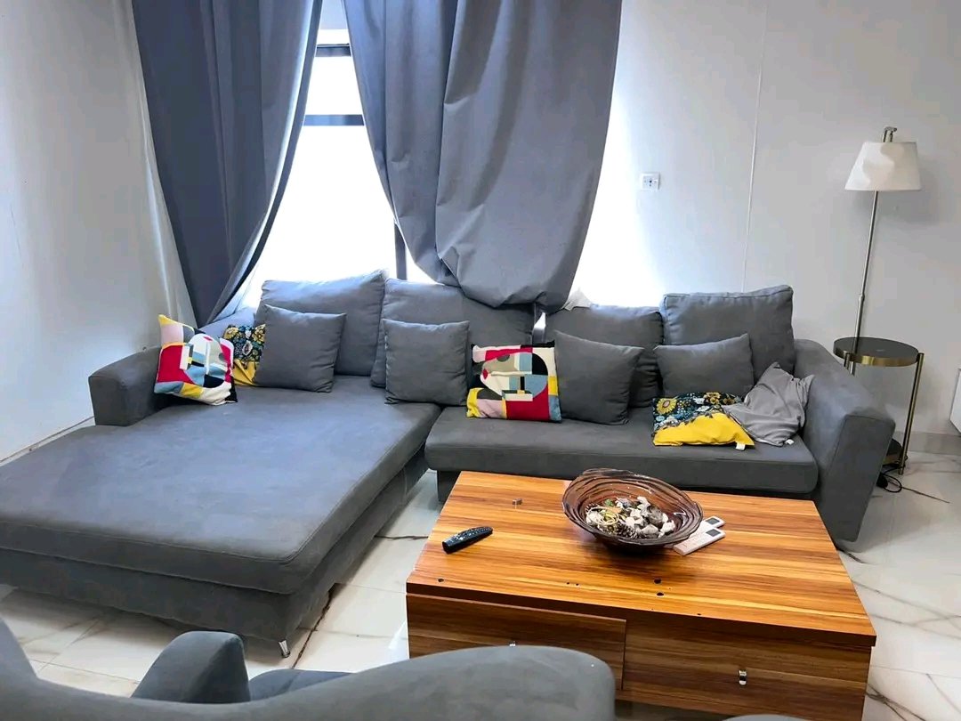 Résidence moderne avec piscine – Belle Ville