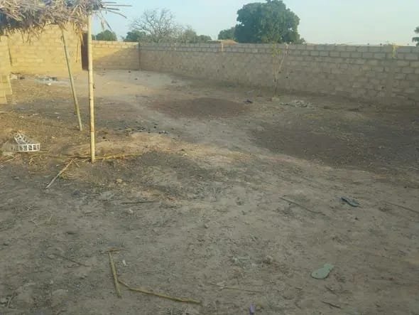 Cour 400 m² à vendre à Tanguin (Saaba)