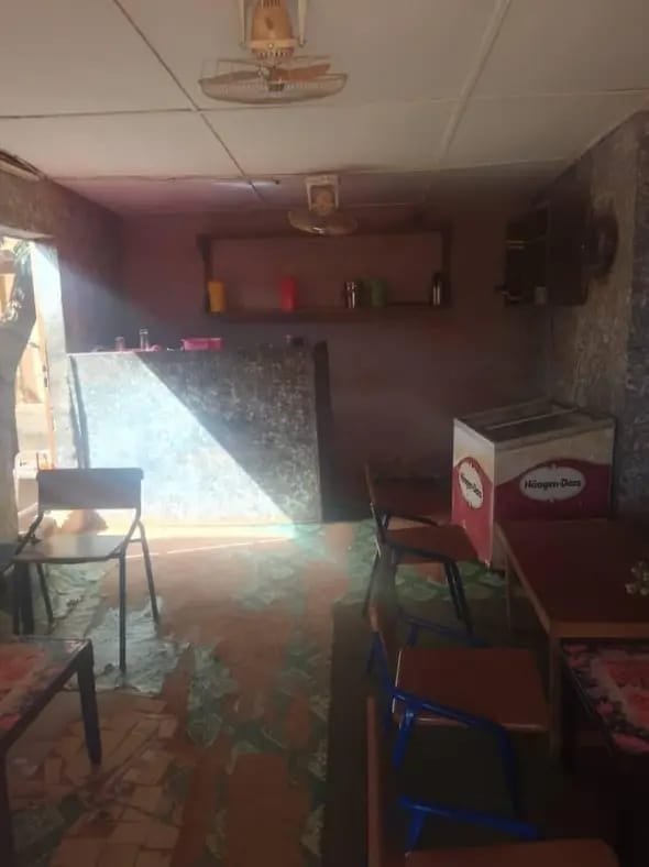 Maquis Restaurant Équipé à Louer à Somgandé